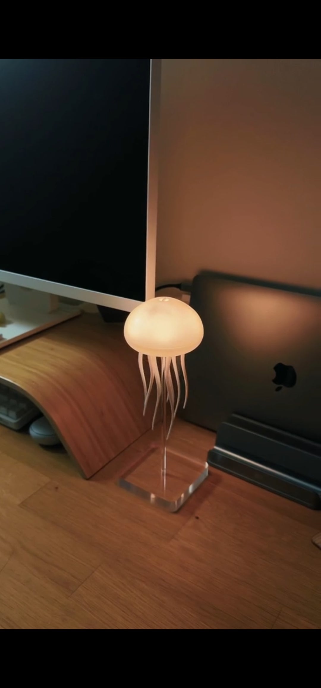 Mystical LED Jellyfish Aquarium Lamp
